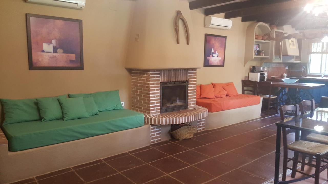 El Refugio De Popea Villa Santa María de Trassierra Kültér fotó