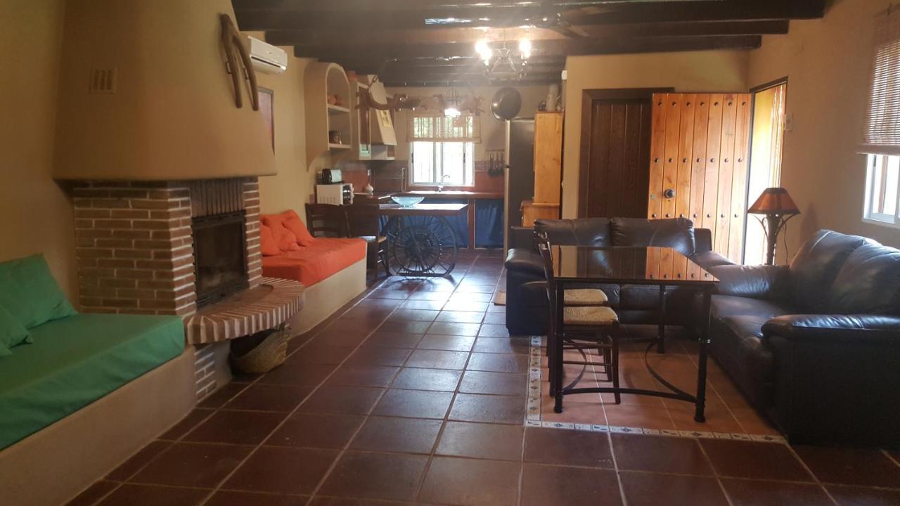 El Refugio De Popea Villa Santa María de Trassierra Kültér fotó