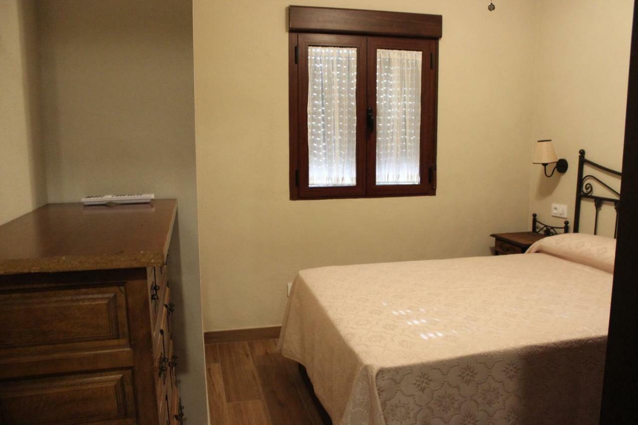El Refugio De Popea Villa Santa María de Trassierra Kültér fotó